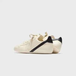 Concordians Minimal Sneaks