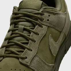 Dunk Low Retro SE