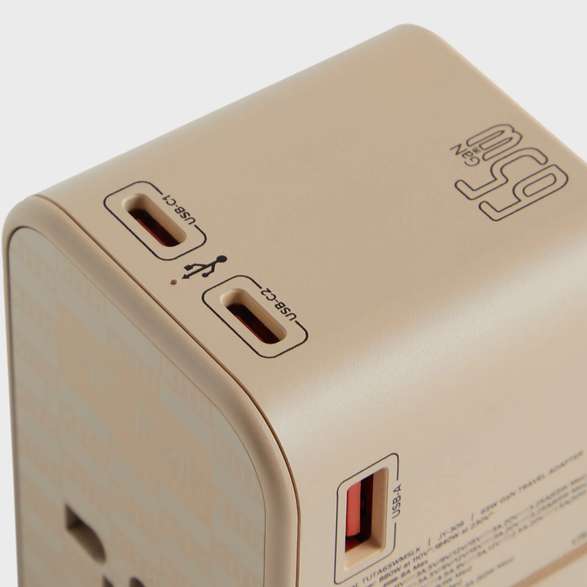 Kith for TUMI 65W Universal Power Adapter