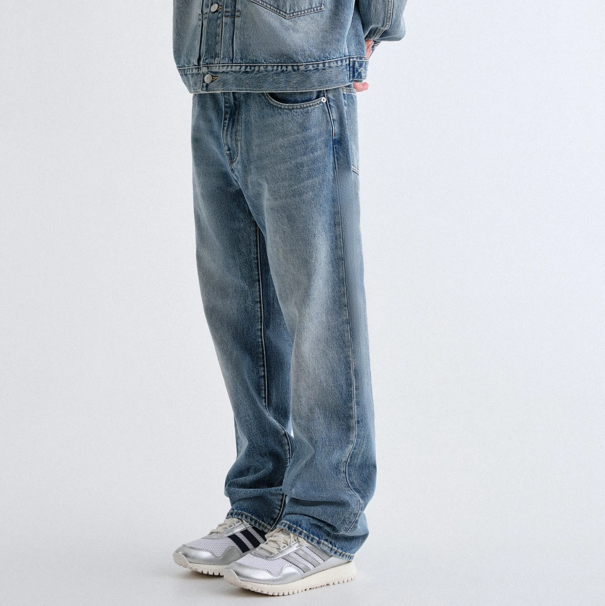 Kith Webster Chill