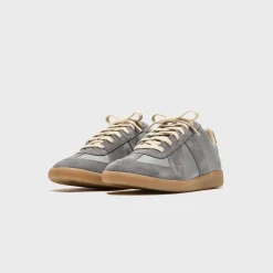 Replica Sneakers