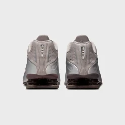 Shox R4