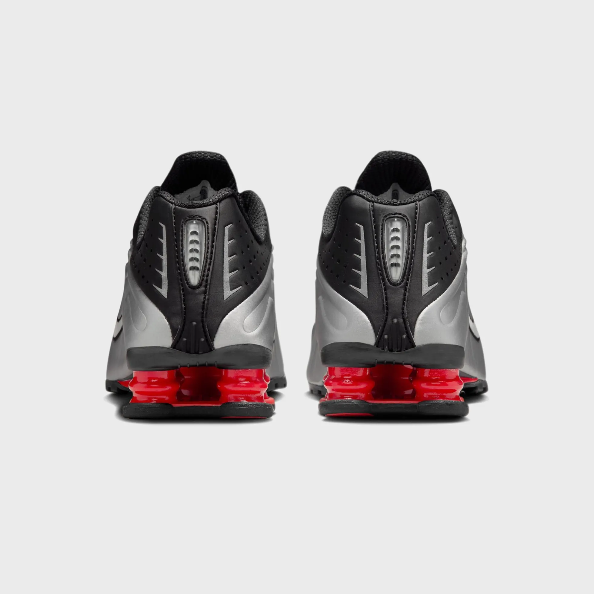 Shox R4