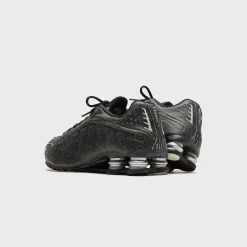 Shox R4