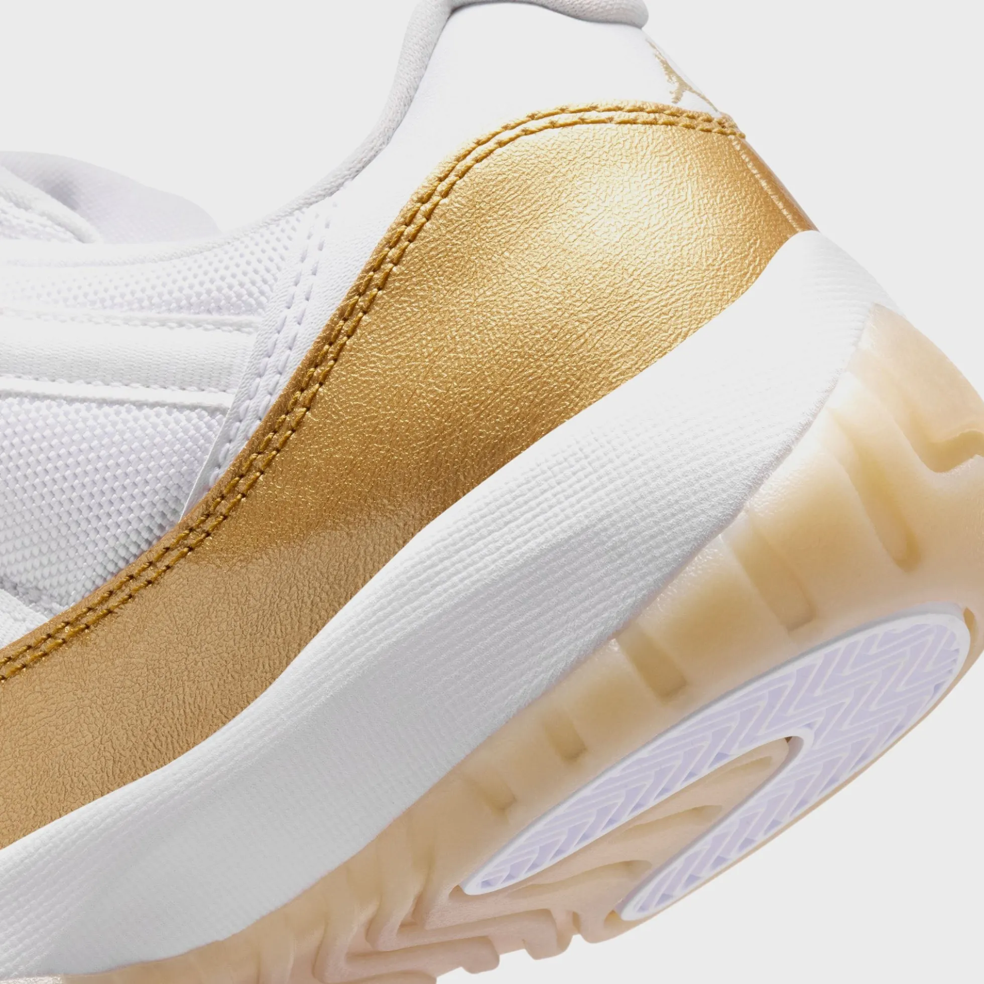 WMNS Air 11 Low