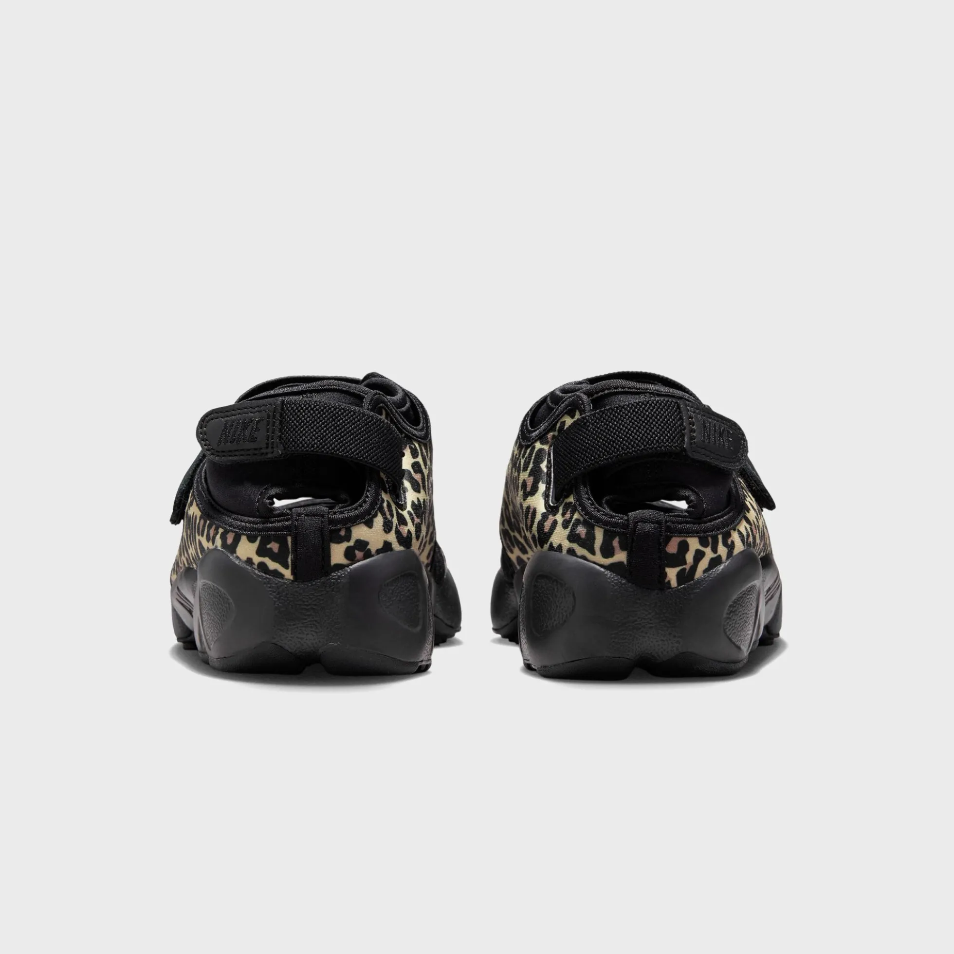 WMNS Air Rift