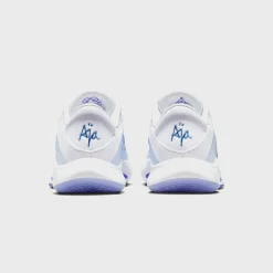 WMNS A'One