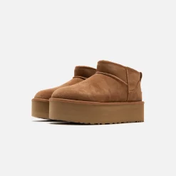 WMNS Classic Ultra Mini Platform
