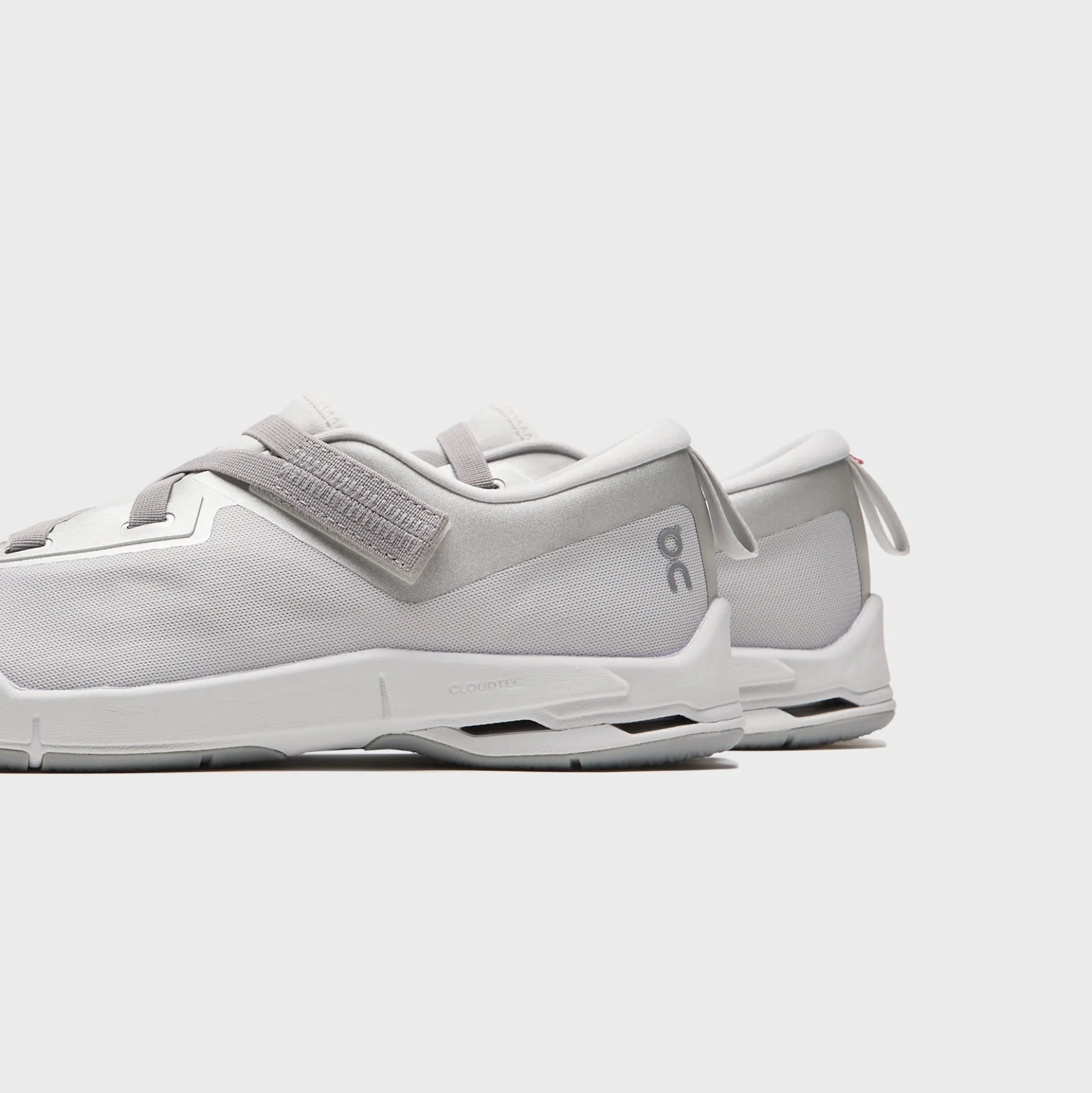 WMNS Cloudnova Moon