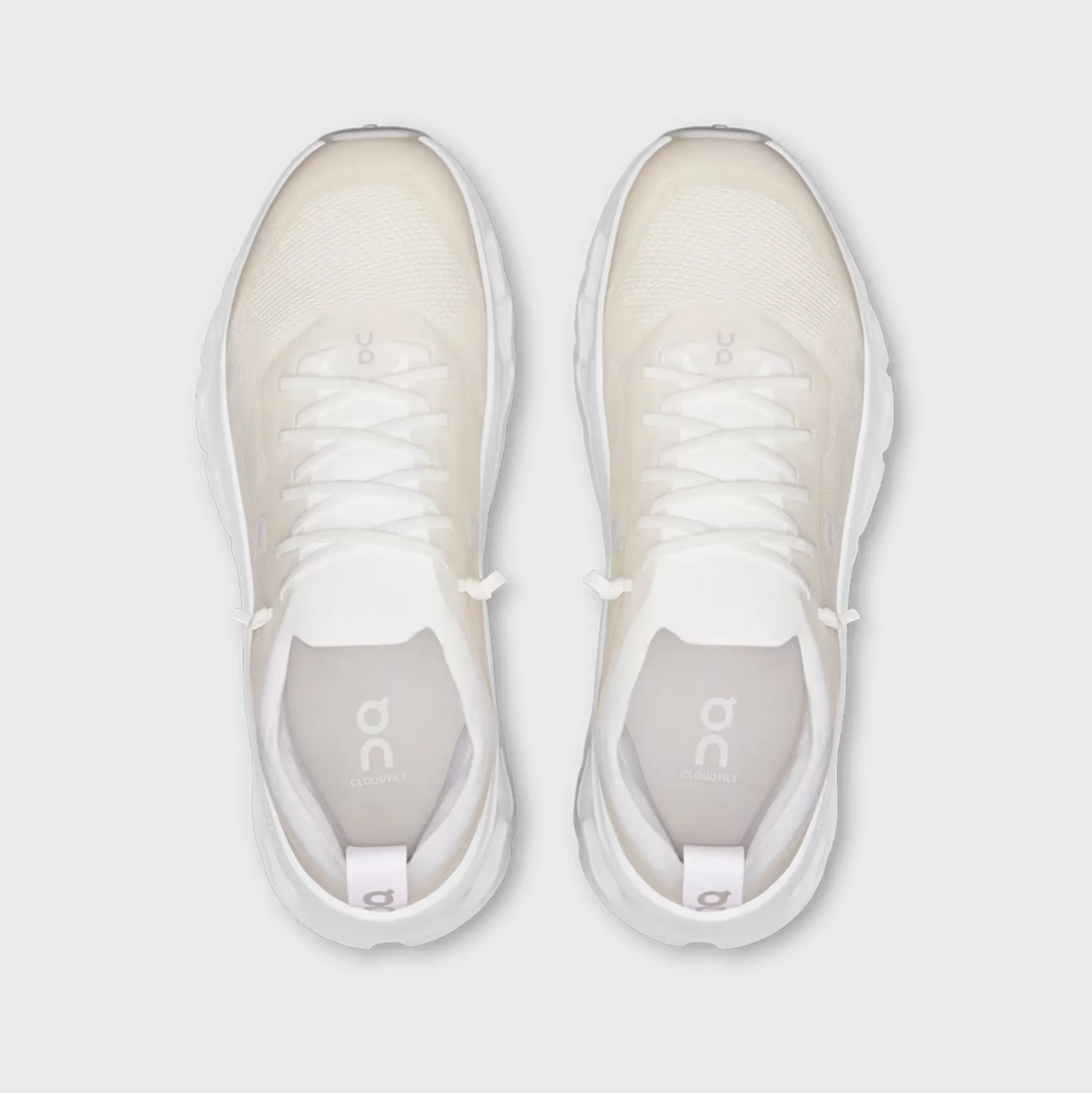 WMNS Cloudtilt Moon
