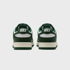 WMNS Dunk Low