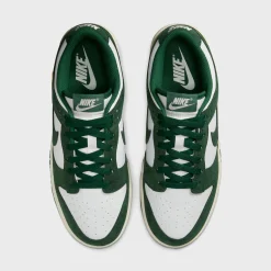 WMNS Dunk Low