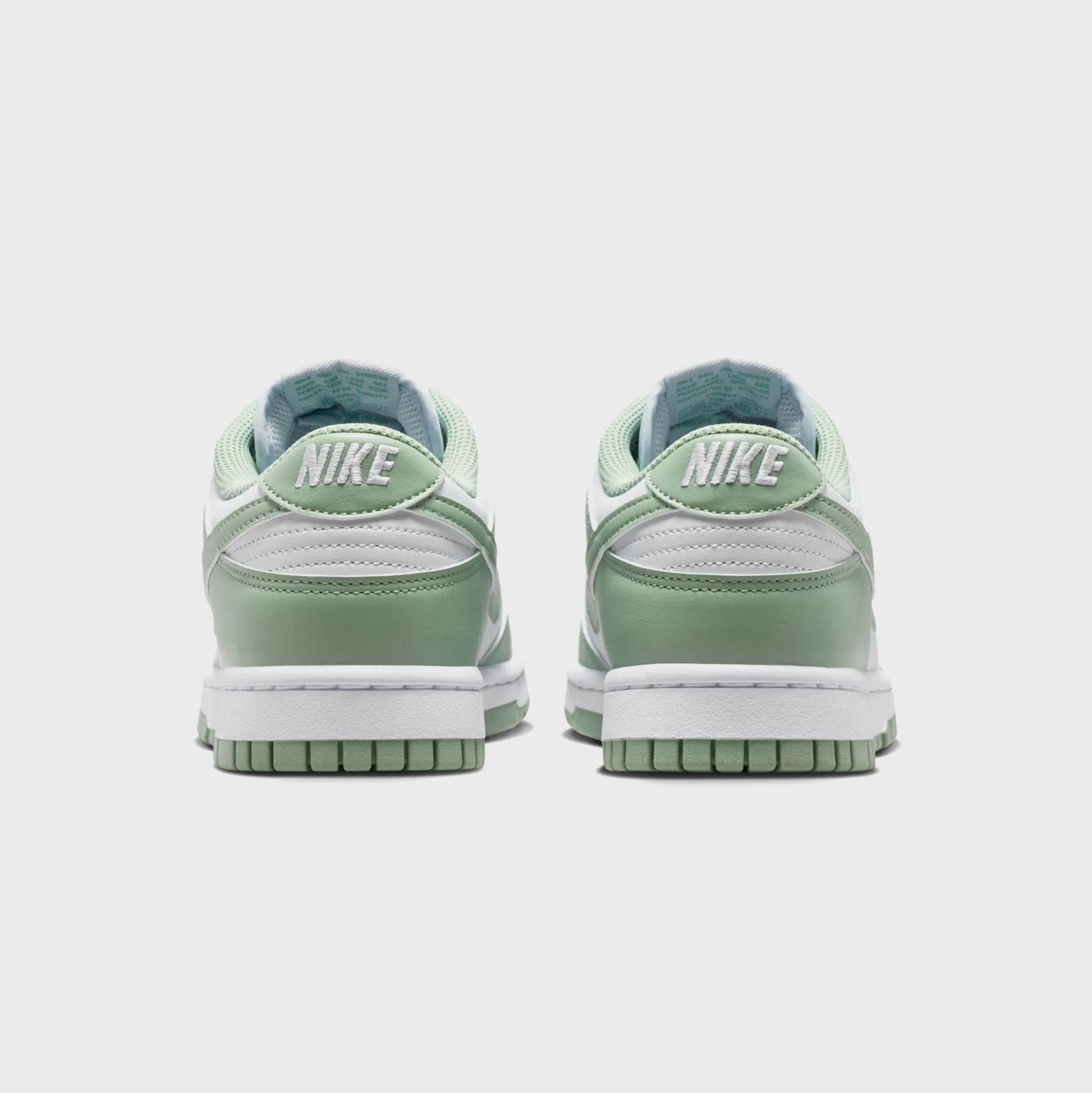 WMNS Dunk Low
