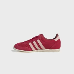 WMNS Japan