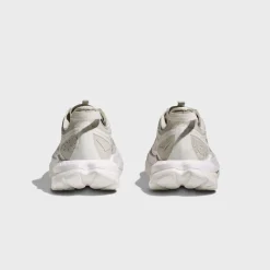 WMNS Mach Remastered