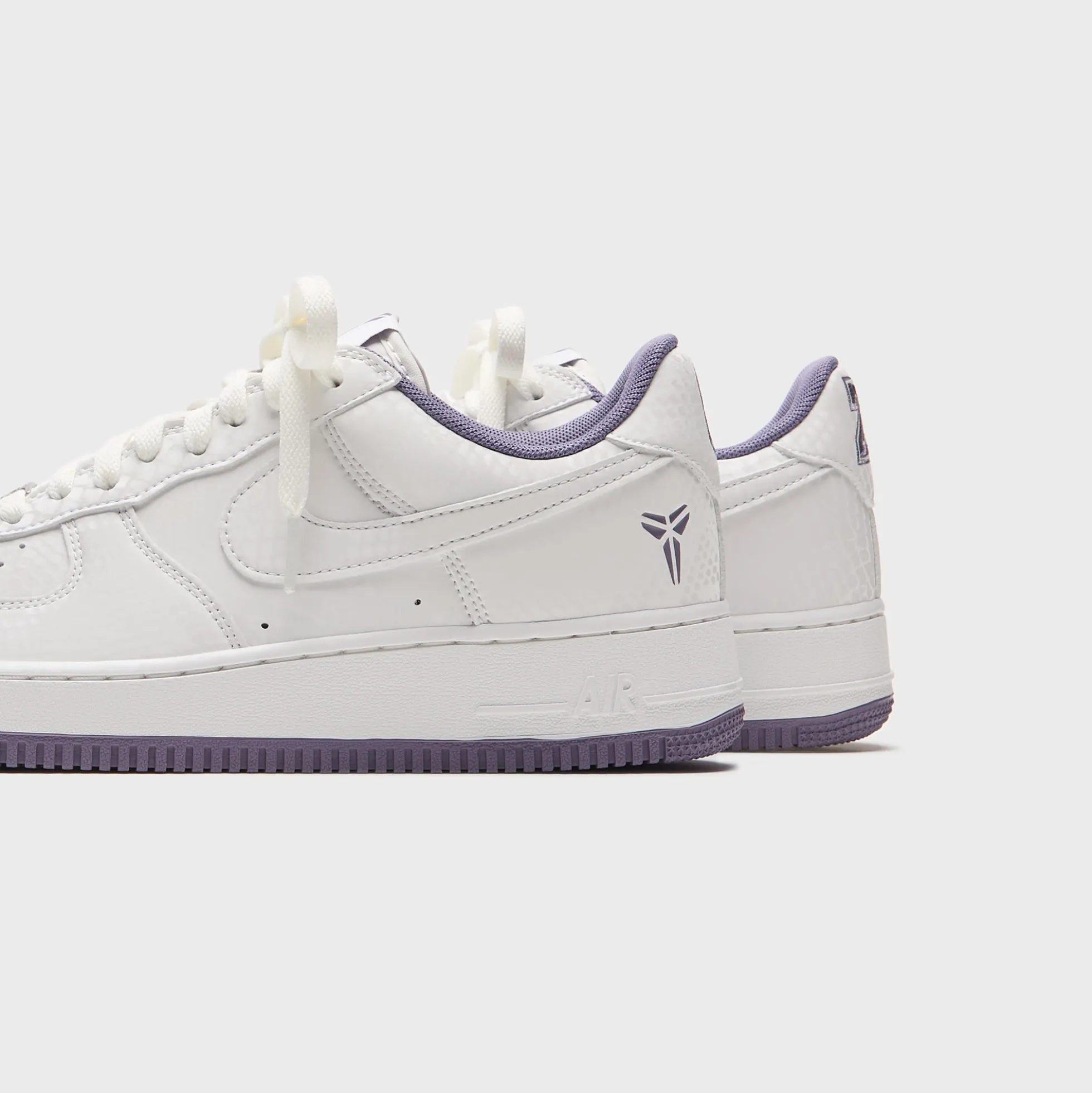 x Kobe Bryant Air Force 1 Low