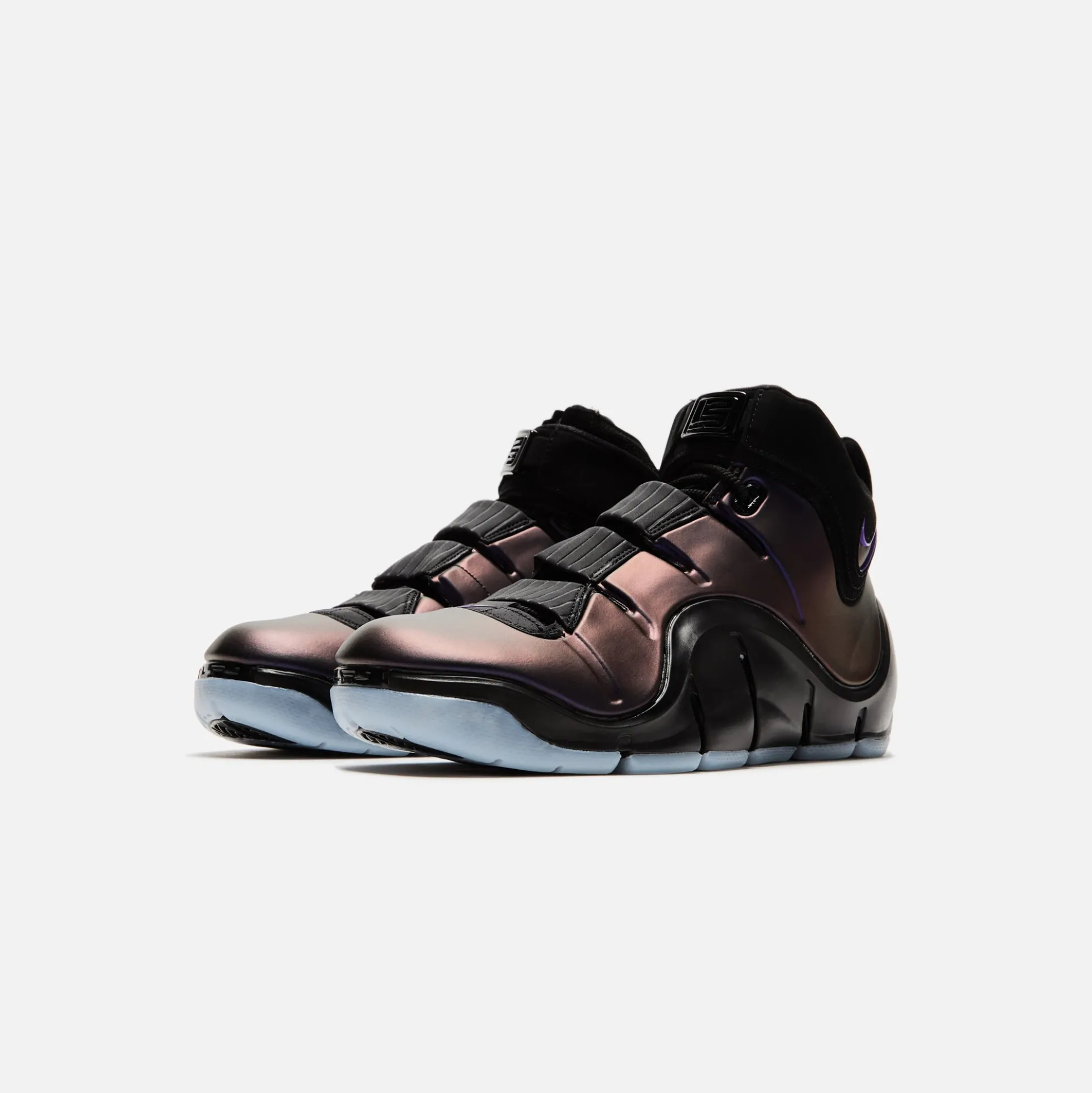 Zoom LeBron IV